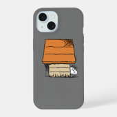 Snoopy Halloween Spin Web Doghouse iPhone 15 Hoesje (Achterkant)