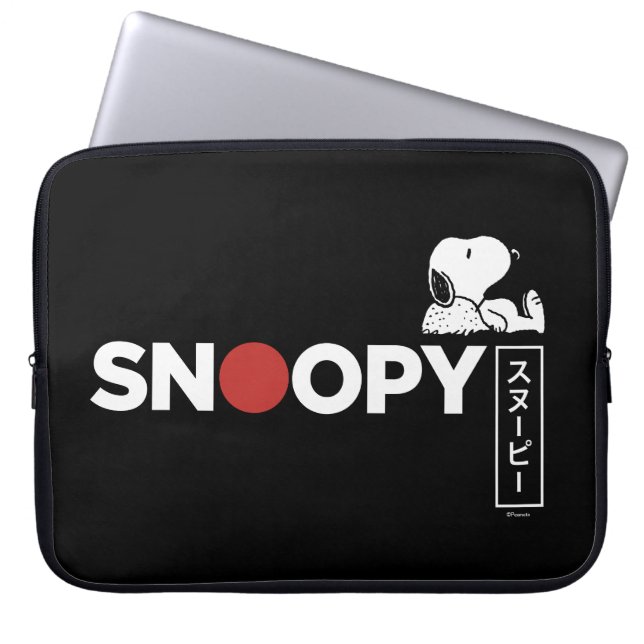 Snoopy Japanse Typografie Grafisch Laptop Sleeve (Voorkant)