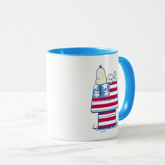 Snoopy op 4 juli Dog House Mok (Voorkant rechts)