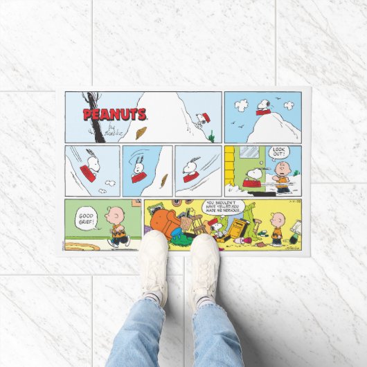 Snoopy Sled Riding Food Dish Deurmat (Binnen)