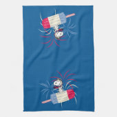 Snoopy van de vliegende luis op ijsPop Theedoek (Verticaal)