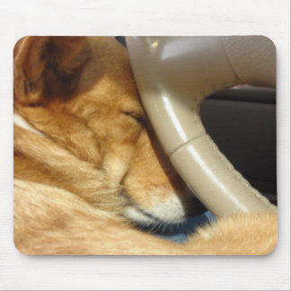 Snoozing van Corgi Driver Mousepad Muismat