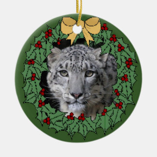 Snow Leopard Conservancy-Asha in Wreath Keramisch Ornament