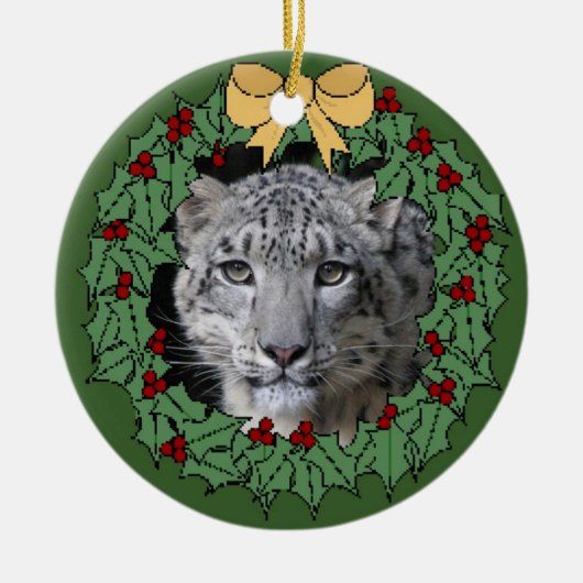 Snow Leopard Conservancy-Asha in Wreath Keramisch Ornament (Voorkant)