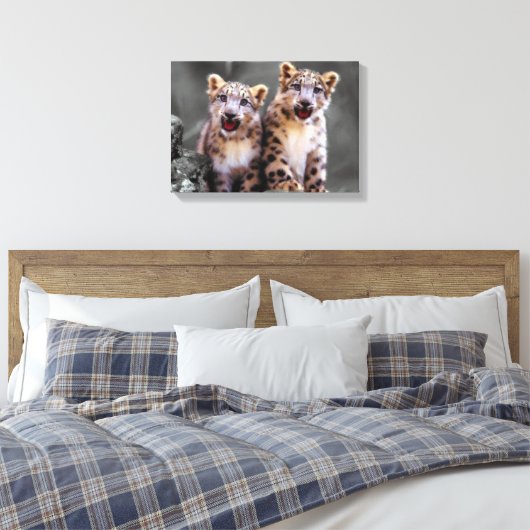 Snow Leopard Cubs Canvas Afdruk (Insitu (Slaapkamer))