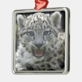 Snow Leopard Kitten Metalen Ornament (Links)
