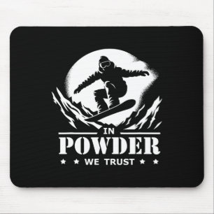 Snowboarden in Powder We Trust Graphic Muismat