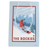 Snowboarder Scene - de Rockies Medium Cadeauzakje (Achterkant)