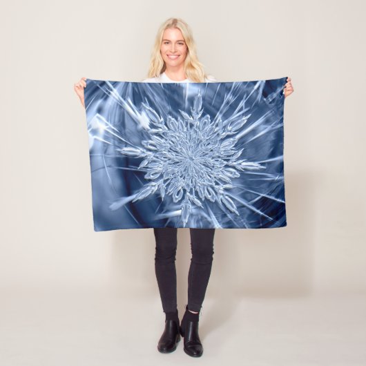 Snowflake Ice Crystal Fleece Deken (In situ)