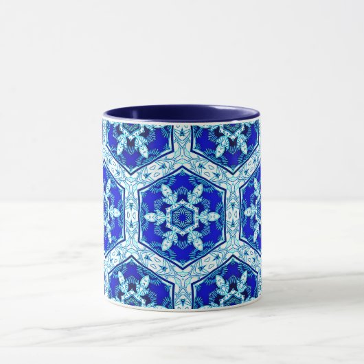 Snowflake Quit Pattern - Cobalt Blue en White Mok (Midden)
