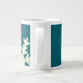 Snowflake script blue slate butter elegant winter extra grote beker (Achterkant)