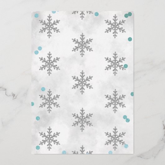 Snowflake Winter 1e verjaardag Echte Folie Uitnodiging (Achterkant)