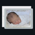 Snowflakes bleu doux Faire-part de naissance photo<br><div class="desc">Introduisez votre petit flocon de neige avec ce magnifique faire-part de naissance photo à deux cadres. Le libellé peut être traîné à n'importe quel endroit et rendu plus grand ou plus petit ( -). () La carte est facile à customiser avec votre libellé, police et couleur de police.() Pas exactement...</div>