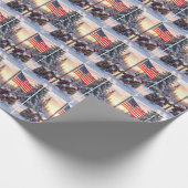 Snowman Family Gathering Around a Flagpole Cadeaupapier (Hoek)