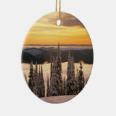 Snowy Alpine Scene Keramisch Ornament (Rechts)