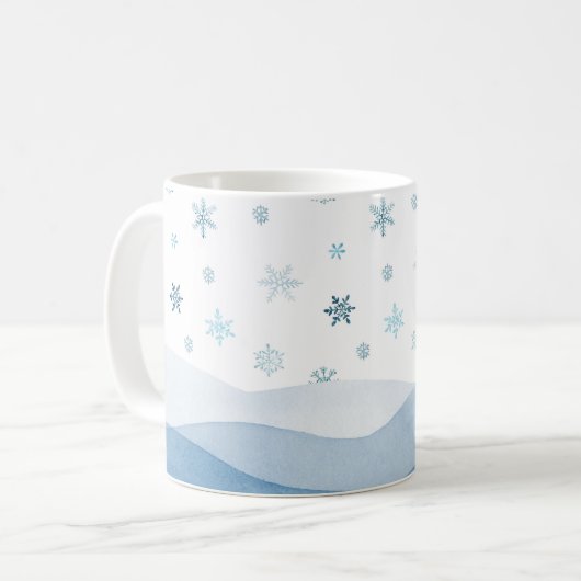 Snowy Blue Winter Landscape Mug (Devant gauche)