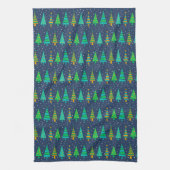 Snowy Fir Trees Serviette de cuisine (Vertical)