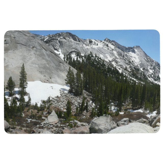 Snowy Granite Domes Panorama in Yosemite Vloermat (Voorkant)