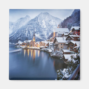 Snowy Mountain Town Winter Magneet