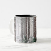 Snowy Pine-bomen Tweekleurige Koffiemok (Voorkant links)