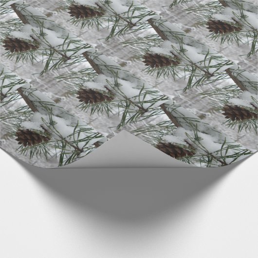 Snowy Pine Branch Winter Natuur Cadeaupapier (Hoek)