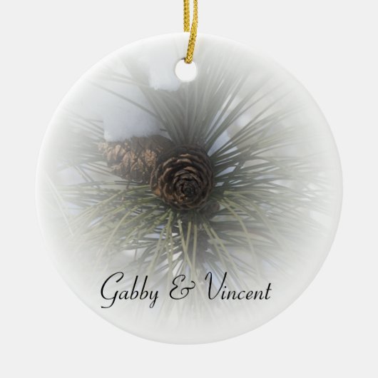 Snowy Pines Winter Wedding Keramisch Ornament (Voorkant)