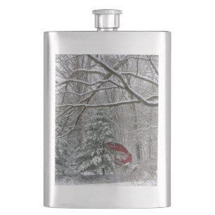 Snowy Red Barn Flacon