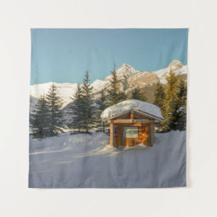 Snowy Serenity: Lake Louise en de Majestic Mount Wandkleed