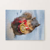 Snowy Squirrel Holding Candle Legpuzzel (Horizontaal)