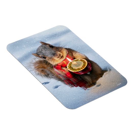 Snowy Squirrel Holding Candle Magneet (Rechterzijde)
