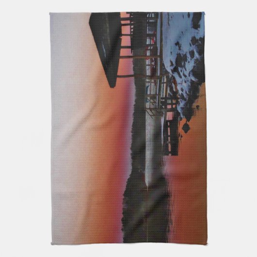 Snowy Sunset at Lake Arrowiad dock Theedoek (Verticaal)