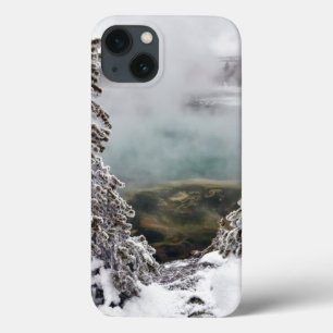Snowy Yellowstone iPhone 13 Hoesje