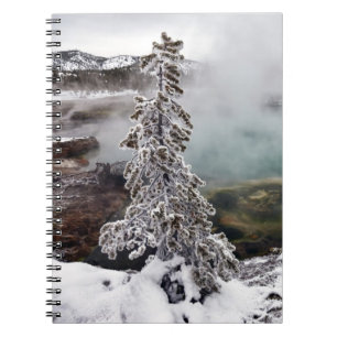Snowy Yellowstone Notitieboek