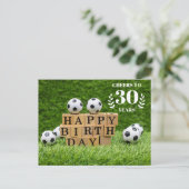 Soccer 30e carte d'anniversaire avec des boules su (Debout devant)