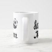 Soccer Maman mi-texte Giant Coffee Mug (Dos)