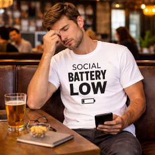 Sociaal Batterij Laag Grappig Introvert T-Shirt