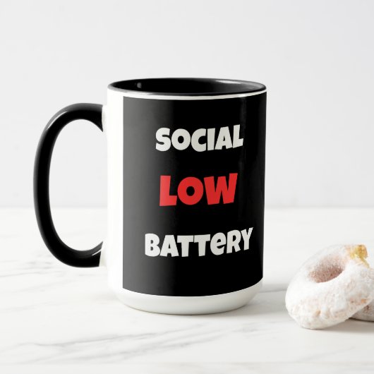 Social Battery Low Funny Coffee Mug -Black&White (Avec donut)