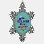 Sociale werker, kerstontwerp tin sneeuwvlok ornament (Links)