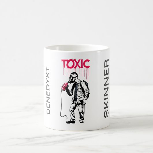 Société du 21e siècle 2, Mug Skinner de Benedykt (Centre)