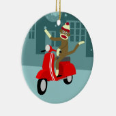 Sock Monkey Scooter Keramisch Ornament (Rechts)