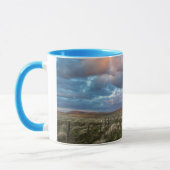 Soepelwolken over grind Zumwalt Prairie Road Mok (Links)