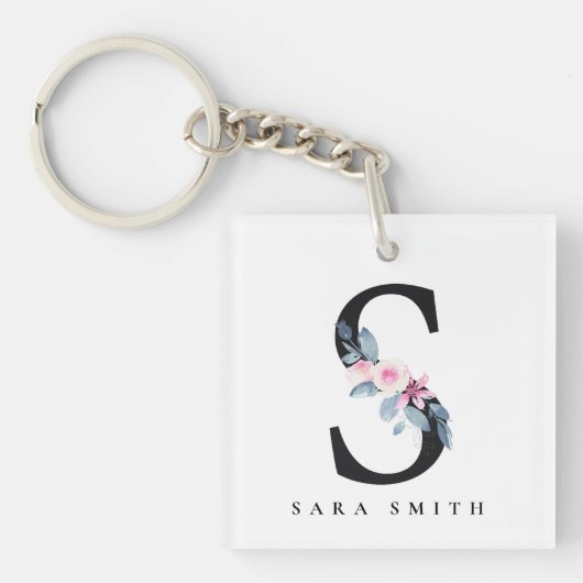 SOFT BLUSH BLUE FLORAL ALPHABETS NAME BRIEF SLEUTELHANGER (voorkant)