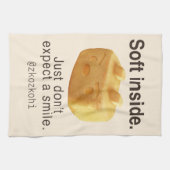 Soft Inside: Iron T Pineapple Cake Funny Quote Art Theedoek (Horizontaal)