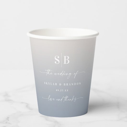 Soft Ombre Gardenia & Dusty Blue Wedding Monogram Papieren Bekers (Voorkant)
