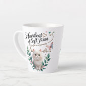 Soft Paws Latte – 12 oz Mok met Heartbeat of Love (Linkerhoek)