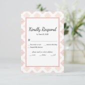 Soft Peachy Blush Damask RSVP Kaartje (Staand voorkant)