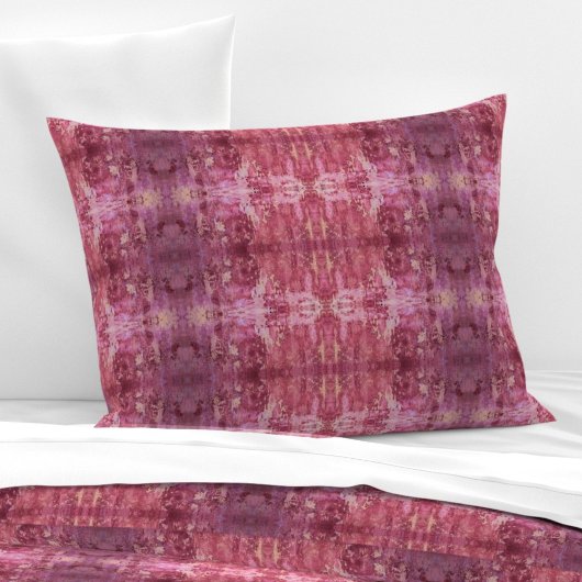 Soft pink and purple geometric L-size pattern Kussensloop