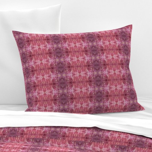 Soft pink and purple geometric M-size pattern Kussensloop