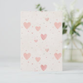 Soft Pink Heart Pattern Invitation (Debout devant)