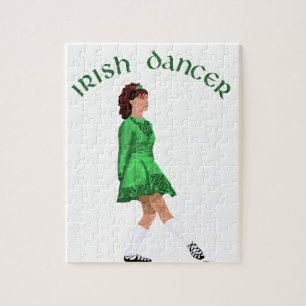 Soft Shoe Irish Dancer in Green Legpuzzel